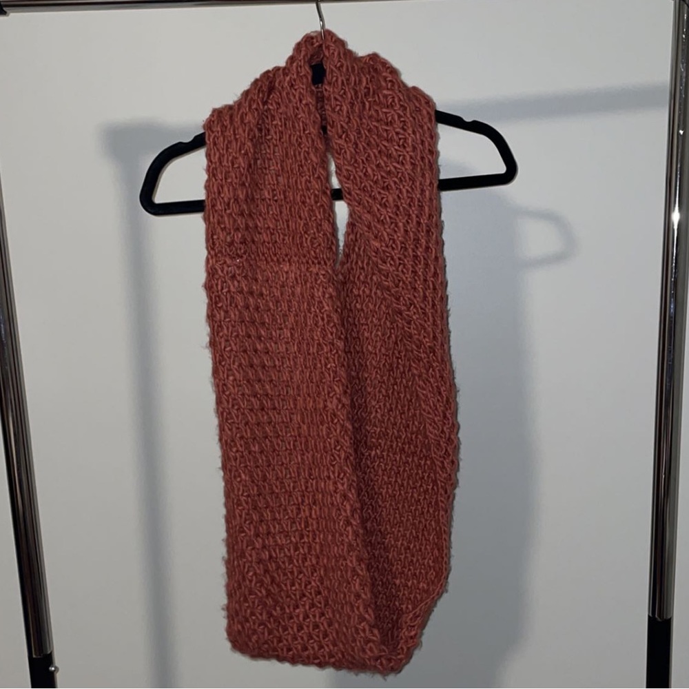 Old Navy Chunky Knit Infinity Scarf